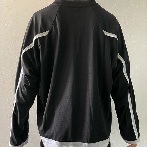 NWT - LA KINGS sports jersey - Picture 3 of 4